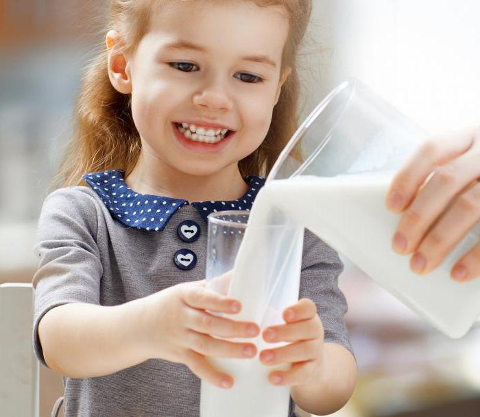 почему появляется аллергия к антигенам коровьего молока