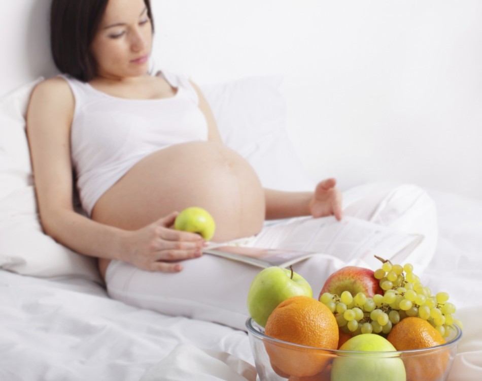 Умеренное многоводие при многоплодной беременности