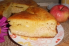 Пирог с яблоками и творожной начинкой
