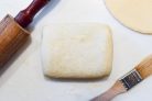 Замороженное бездрожжевое слоеное тесто