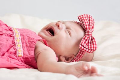 Малыш может плакать во сне